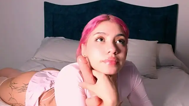 angelinhaaa online show from 11-16-25, 03:34