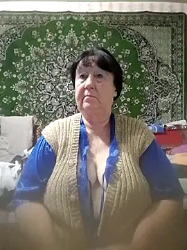 CrystalLime6411 online show from 09-18-25, 06:04