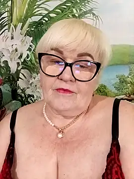 Snapshot of VioletSweet5566 chatting on 05-20-26, 12:00 VioletSweet5566 online show from 05-20-26, 12:00