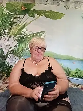 Snapshot of VioletSweet5566 chatting on 07-18-26, 07:56 VioletSweet5566 online show from 07-18-26, 07:56