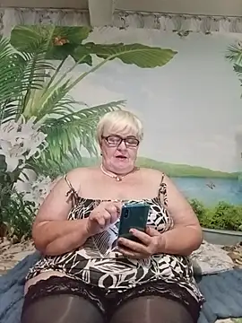Snapshot of VioletSweet5566 chatting on 07-25-26, 04:26 VioletSweet5566 online show from 07-25-26, 04:26