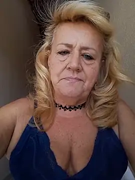 Belladama61 online show from 09-17-25, 10:39