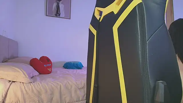 Julieta92  online show from 06-03-26, 02:33