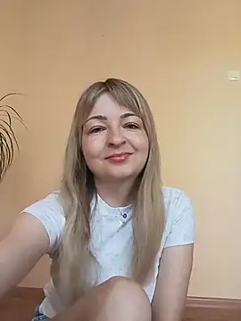 Snapshot of Kate2891 chatting on 08-03-26, 04:55 Kate2891 online show from 08-03-26, 04:55