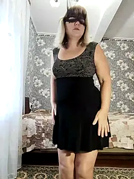 Snapshot of AliceGold5231 chatting on 09-18-25, 05:31 AliceGold5231 online show from 09-18-25, 05:31