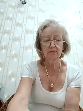 AlikaSwan5821 online show from 09-08-25, 07:24