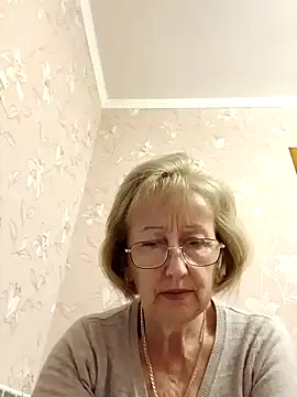 AlikaSwan5821 online show from 09-26-25, 12:09