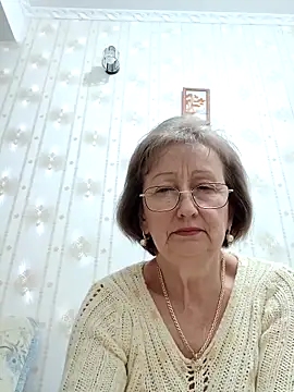 Snapshot of AlikaSwan5821 chatting on 12-19-25, 04:36 AlikaSwan5821 online show from 12-19-25, 04:36