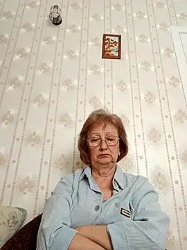 Snapshot of AlikaSwan5821 chatting on 03-11-26, 01:39 AlikaSwan5821 online show from 03-11-26, 01:39