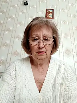 Snapshot of AlikaSwan5821 chatting on 03-12-26, 12:33 AlikaSwan5821 online show from 03-12-26, 12:33