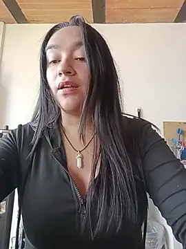 Snapshot of Williams_Hera chatting on 11-21-25, 02:38 Williams Hera online show from 11-21-25, 02:38