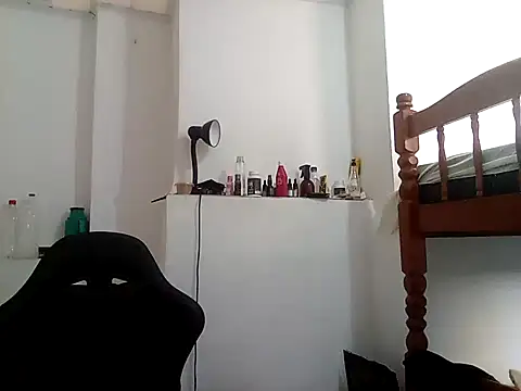 moreno25centimetro online show from 10-05-25, 10:35