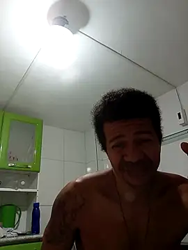 moreno25centimetro online show from 11-21-25, 10:14