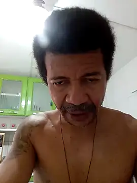 moreno25centimetro online show from 11-28-25, 05:48