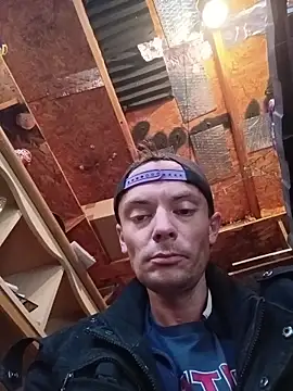 Snapshot of RichardW chatting on 02-23-26, 03:20 RichardW online show from 02-23-26, 03:20