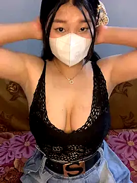 Snapshot of Samcutes chatting on 10-01-25, 05:13 Samcutes online show from 10-01-25, 05:13