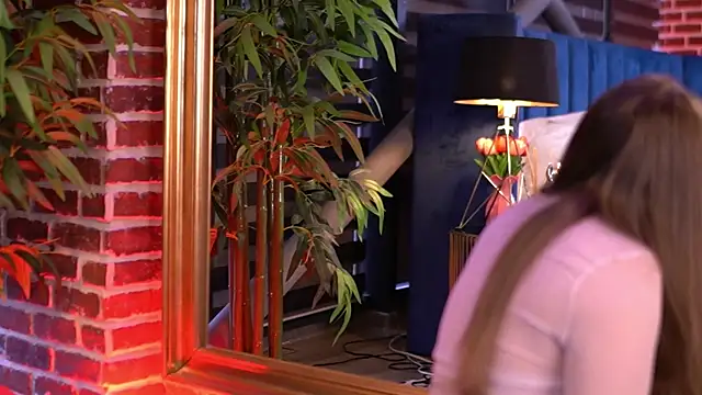 MillaSerene online show from 12-05-25, 07:17