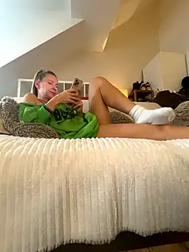 Snapshot of blondi2077 chatting on 11-20-25, 08:25 blondi2077 online show from 11-20-25, 08:25