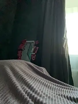 FavoriteKira online show from 10-18-25, 02:18