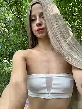 FavoriteKira online show from 07-19-26, 12:31