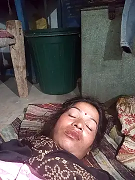 MISS LOVE 001 online show from 11-06-25, 06:31