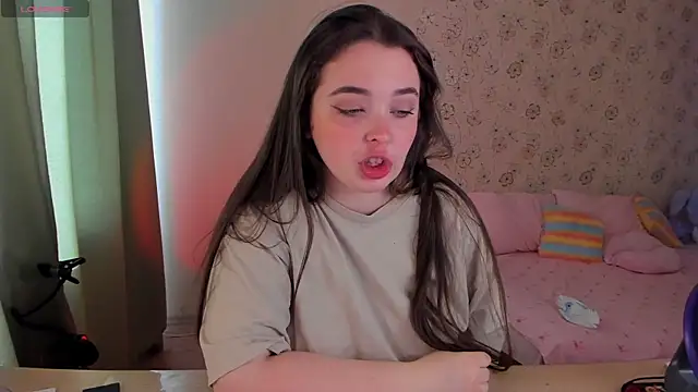 Alice next door online show from 04-18-26, 11:14