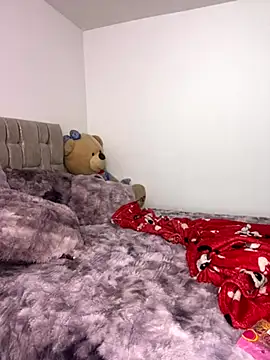 Snapshot of Cutie_blondie chatting on 11-07-25, 09:59 Cutie blondie online show from 11-07-25, 09:59