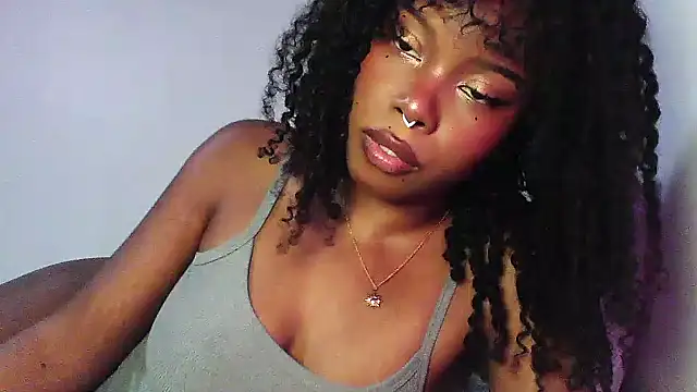 Snapshot of SparklingSoleil chatting on 11-26-25, 02:07 SparklingSoleil online show from 11-26-25, 02:07