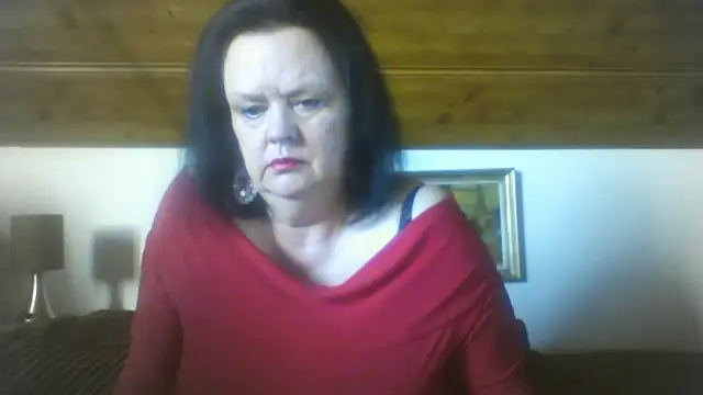 Snapshot of TiffanyMature chatting on 09-20-25, 08:15 TiffanyMature online show from 09-20-25, 08:15