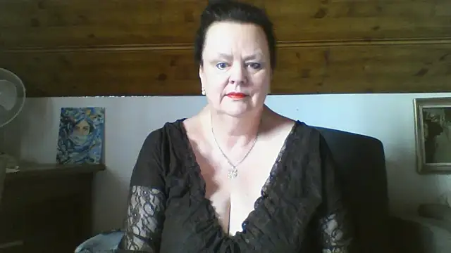 TiffanyMature online show from 04-07-26, 06:58