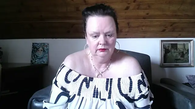 TiffanyMature online show from 05-24-26, 03:06