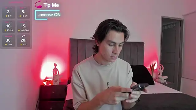 AlexanderHall online show from 09-14-25, 07:57