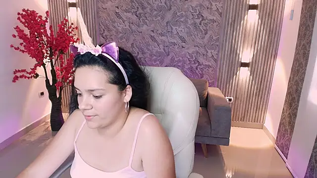 karlie small online show from 09-22-25, 07:27