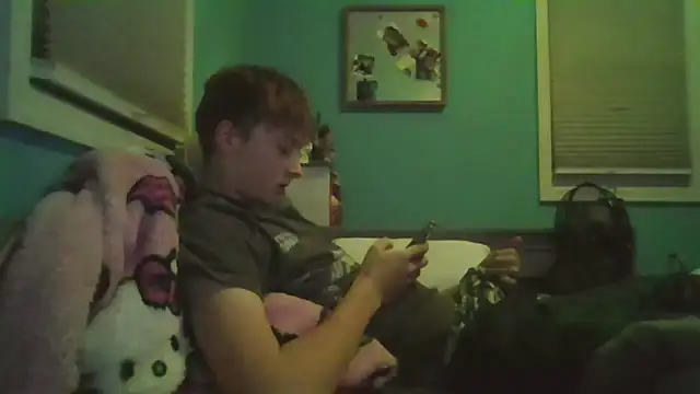 Liam axel35 online show from 12-21-25, 11:34