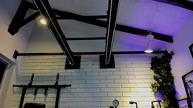 ItaloMoore online show from 09-11-25, 11:10