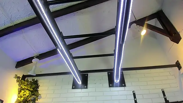 ItaloMoore online show from 11-06-25, 11:22