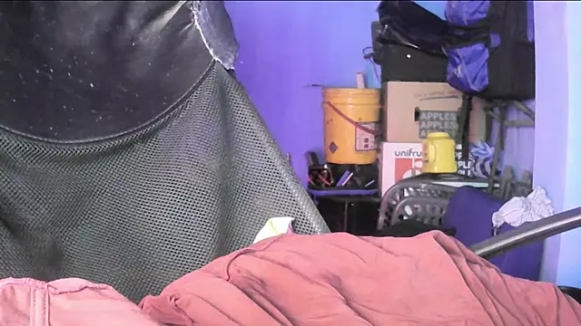 Clangel19 online show from 09-19-25, 01:18