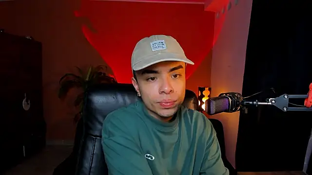 Snapshot of obzidyan chatting on 03-19-26, 04:27 obzidyan online show from 03-19-26, 04:27