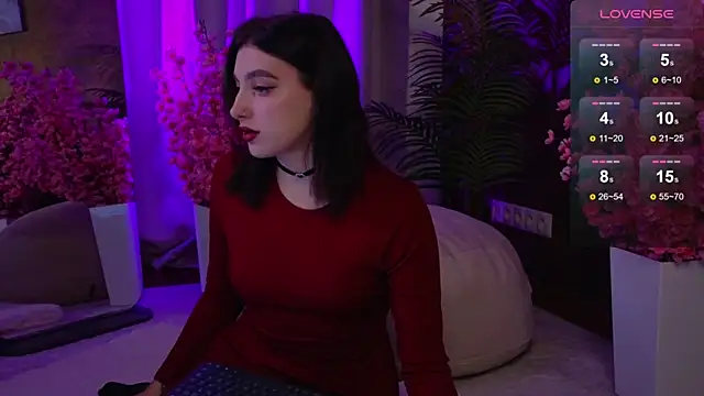 Snapshot of arcane_doll chatting on 10-06-25, 05:16 arcane doll online show from 10-06-25, 05:16