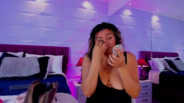 Nataly Foley online show from 02-25-26, 07:34