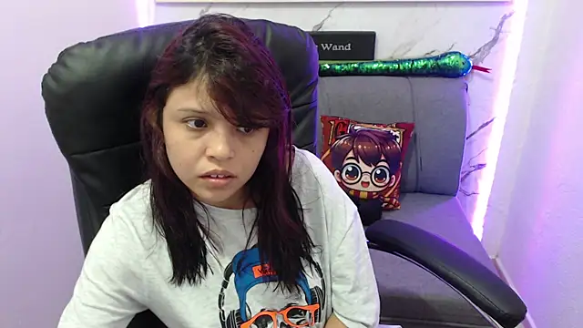 minnie cake online show from 10-10-25, 03:49