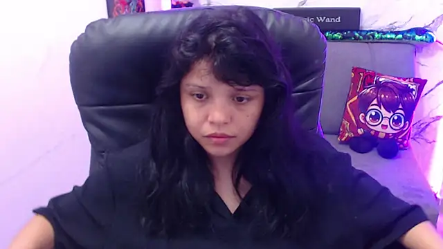 minnie cake online show from 11-30-25, 09:41