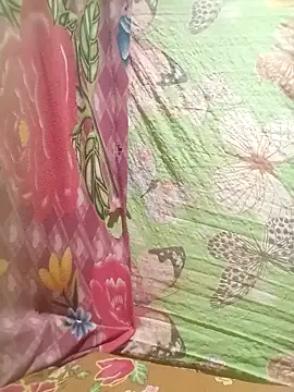 hotmomma8 online show from 09-11-25, 06:41