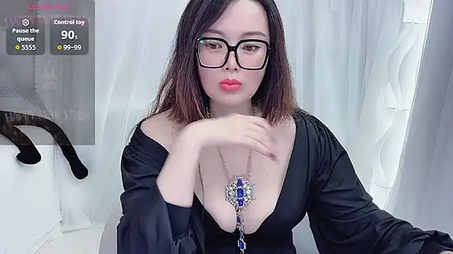 Snapshot of Amaya-yooo-36D chatting on 09-23-25, 10:51 Amaya-yooo-36D online show from 09-23-25, 10:51