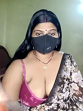 Snapshot of reena502 chatting on 07-15-26, 03:23 reena502 online show from 07-15-26, 03:23