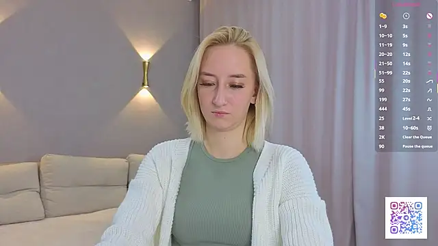 Snapshot of JodeeThu chatting on 10-30-25, 05:09 JodeeThu online show from 10-30-25, 05:09