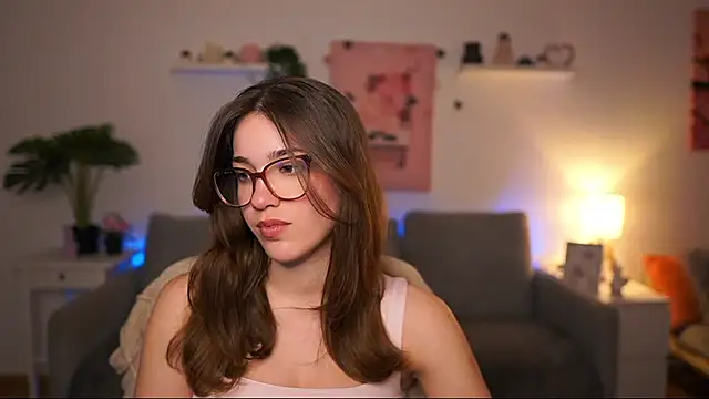 kissie cat online show from 03-24-26, 02:33