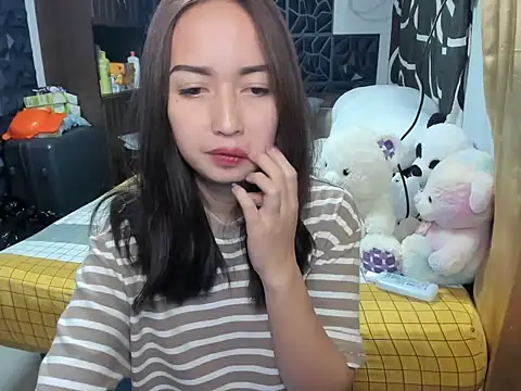 Snapshot of Soft_Angel8 chatting on 09-24-25, 06:33 Soft Angel8 online show from 09-24-25, 06:33