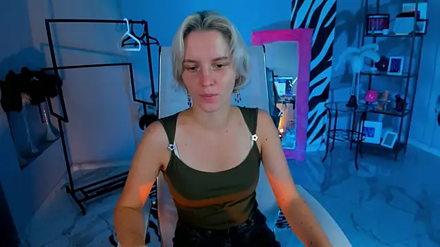 BethanyCloud online show from 10-02-25, 05:36