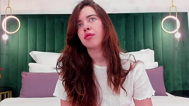 Snapshot of KimberlyBond chatting on 10-01-25, 03:07 KimberlyBond online show from 10-01-25, 03:07